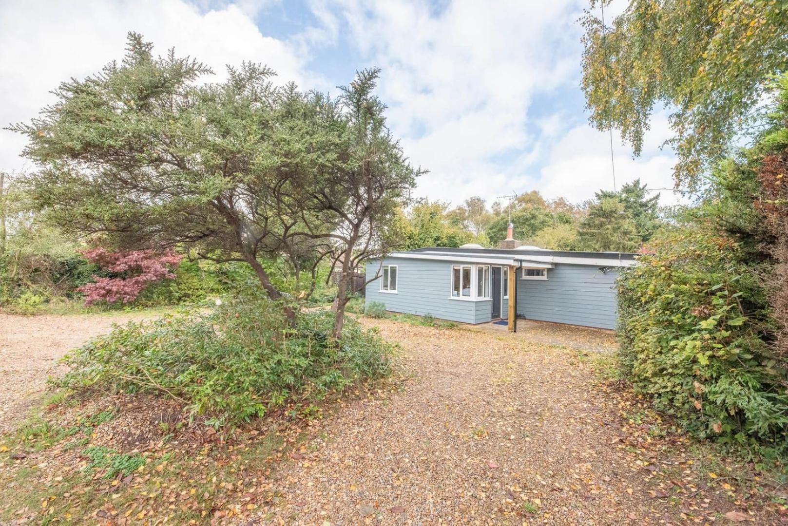 The Whins, A Light And Airy Bungalow In Aldringham Vila Exterior foto